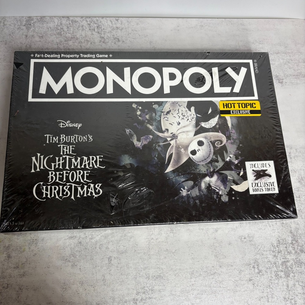 Monopoly Tim Burton's The Nightmare Before Christmas Board Game Hot Topic NEW